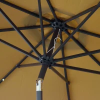 Outsunny Parasol octogonal inclinable Ø 2,7 x 2,4 m lumineux solaire 24 LED polyester haute densité 180 g/m² marron(m-5)