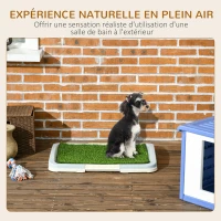 PawHut Toilette pour chien litière avec tapis en gazon artificiel plateau et panneau grillagé 63 x 48,5 cm(m-4)