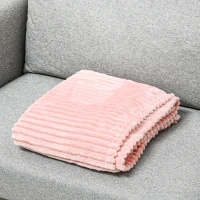 HOMCOM Flannel Fleece Blanket for Sofas, All-Season Fluffy Warm Throw Blanket for Bed, Couch, Chair, Striped Reversible Travel Bedspread, Single Size, 152 x 127cm, Pink(m-7)