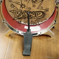 AIYAPLAY Batteria per Bambini 3-6 Anni a 7 Pezzi con Sgabello e Bacchette, in Plastica e Metallo, 72x29x56 cm, Rosso(m-9)