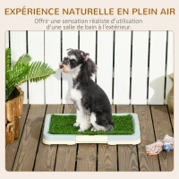 PawHut Toilette pour chien litière avec tapis en gazon artificiel plateau et panneau grillagé 46,5 x 34 cm(m-4)