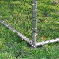 Pawhut Recinto per Galline in Metallo Galvanizzato e Tessuto Oxford con Porta con Blocco 280x193.5x195 cm(m-11)