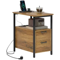 HOMCOM Beistelltisch Nachttisch mit 2 Steckdosen USB-Anschluss 1 Typ-C-Anschluss 143 cm Kabel Schubladen und Regal Naturholz(m-6)