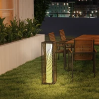 Outsunny Staande Zonnelamp Rattan met Lichtsensor 25 LED Zonnepanelen in Boho-Stijl IP44 Waterdicht Zwart+Grijs(m-8)