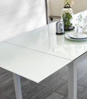 E-STYLO Tavolo allungabile con top in vetro temperato bianco e gambe in metallo bianco, 75cm X 110/170cm H.75cm(m-4)