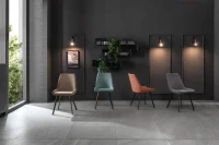 E-STYLO Set di 4 sedie da pranzo in microfibra ruggine con gambe e struttura in metallo nero, 48cm X 60cm H.87cm(m-2)