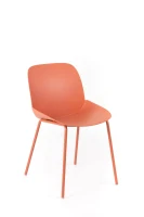 E-STYLO Set di quattro sedie da pranzo in polipropilene ruggine e gambe in metallo ruggine, 55cm X 46cm H.79cm(m-4)