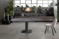 E-STYLO Tavolo allungabile con top in vetro materico finitura pietra grigia e base in metallo antracite, 90cm X 120/180cm H.76cm(m-2)