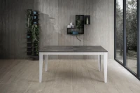 E-STYLO Tavolo allungabile con top cemento grigio in melaminico e base in metallo bianco, 90cm X 156/316cm H.76cm(m-2)