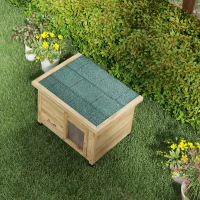 PawHut Casa per Gatti, Cuccia Esterna in Legno Rialzata con Tetto in Asfalto, Finestra, 57 x 45 x 43 cm, Giallo(m-3)