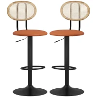 HOMCOM Set di 2 Sgabelli da Bar Regolabili in Altezza con Schienale in Rattan e Poggiapiedi, Marrone(m-5)