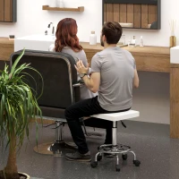 HOMCOM Taburete Giratorio Ajustable Con Asiento Acolchado Reposapiés y Ruedas para Salones y Talleres 34x34x50-66 cm Blanco(m-8)