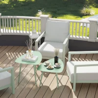 Outsunny Set aus 2 Garten-Couchtischen, dreieckige Nesting-Beistelltische, Stahlrahmen verstellbare Fußkappen hellgrün(m-4)