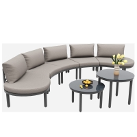 Juego de Muebles de Jardín para 5 Personas 2 Mesas de Centro de Vidrio Templado Cómodos Cojines y Almohadas Gris.