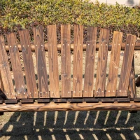 Outsunny Hollywoodschaukel Schaukelbank Outdoor-Schaukel Hängebank 2-Sitzer Holz-Gartenschaukel Massivholz Braun 187 x 137 x 167 cm(m-9)