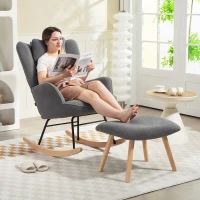 HOMCOM Sedia a dondolo con Poggiapiedi, Rivestimento in Pile Morbido, Gambali in Legno, Cuscino, Alto Schienale, Sedia a Dondolo, Grigio scuro(m-2)