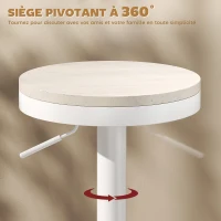 HOMCOM Lot de 2 tabourets de bar, chaises de bar pivotantes avec assise en hévéa, hauteur réglable et repose-pieds, blanc(m-5)