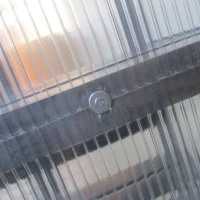 Szklarnia Mini Outsunny 3 Poziomy Treibhaus Ziołowy z Otwieranym Dachem Podwójne Drzwi Drewniane Poliwęglan Wodoodporna Naturalna 70,5 x 42 x 132 cm(m-9)