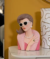 Mauro Ferretti Statueta Donna Paris -D- Cm 18X12X26(m-6)