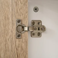 kleankin Coloană de Baie cu 6 Compartimente pentru Duș Toaletă Dormitor Stil Modern 31,5x30x169 cm Alb și Lemn de Stejar(m-4)