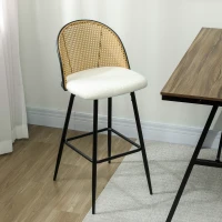 HOMCOM Set di 2 Sgabelli da Bar con Schienale in Rattan, Sedile Rivestito in Tessuto Teddy, Telaio in Acciaio e Poggiapiedi, Crema(m-5)
