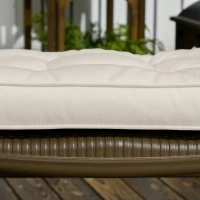 Outsunny Conjunto de Almofadas para Cadeiras de Jantar 42x42x5 cm Jogo de 4 Peças Almofadas para Cadeiras de Jardim Impermeáveis Creme(m-8)