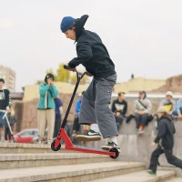 HOMCOM Pro stuntstep, step, freestyle trucs, met 100 mm PU-wielen, voor kinderen en volwassenen, aluminium, rood(m-10)