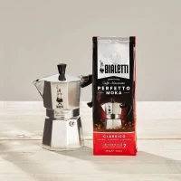 Cafetiere italienne + 1 Café Perfetto Moka Classico - BIALETTI - MOKA - 3 tasses - 0,30 L - Paquet de 250 g - Argent(m-5)