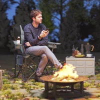 Outsunny Cadeira Dobrável de Camping com Apoios de Braço Ajustáveis Porta-Copos Bolsos Laterais e Bolsa Térmica Preto(m-2)