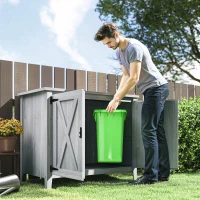 Outsunny Tuinkast, Houten Schrank voor Tuingereedschap, Buitenkast voor Terras, met Dubbele Deuren, Schuurontwerp, Lichtgrijs(m-9)