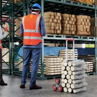 HOMCOM Faltbarer Treppensteiger-Trolley, 6-Rad-System, trägt 70 kg, Aluminium, Rot(m-9)