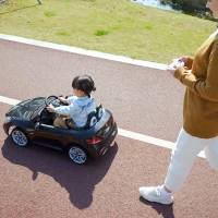 AIYAPLAY Kinder-Elektroauto, mit LED-Scheinwerfern, Sicherheitsgurt, Hupe, Musik, 3-5 km/h, schwarz, 107 x 62,5 x 44cm(m-8)