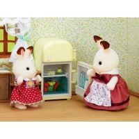 SYLVANIAN FAMILIES - 5014 - Set Maman Lapin Chocolat et Réfrigérateur avec Accessoires - Pour Enfants des 3 Ans(m-1)