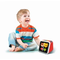 CLEMENTONI - Les histoires magiques - Conteur innovant - 3 modes de jeux - Application gratuite avec encore plus de fonctionnalités(m-3)