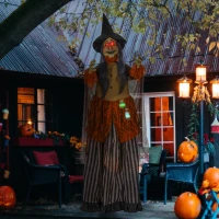 HOMCOM 183 cm Life Size Halloween Animated Standing Fat-Faced Witch with Red Light Up Eyes, Sound Activated Moving Arms & Head, Scary Witch Halloween Decorations, Battery Operated, Indoor Party Props(m-10)