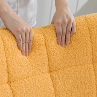 HOMCOM Poltrona Baloiço em Borrego com Oscilação de 40° Pés de Madeira de Faia e Estrutura de Aço 71x98x101 cm Amarelo(m-4)