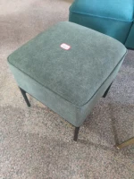 HOMCOM Reposapiés Salón Taburete Bajo Tapizado en PU con Patas de Acero Acolchado Grueso Otomana para Sofá Marrón(m-10)