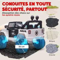 HOMCOM Voiture électrique Enfant Propulsion arrière 12 V 5 Km/h Max. télécommande Incluse Effets Lumineux sonores dim. 100L x 65l x 72H cm Blanc(m-6)