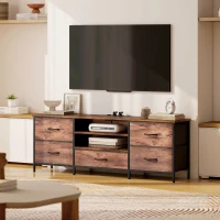 HOMCOM Meuble TV 140 cm, meuble télé 65 pouces, station de charge, 5 tiroirs en tissu, étagères ouvertes, 140x30x50cm, marron(m-8)