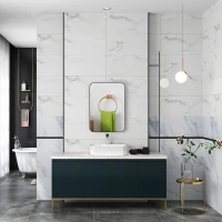 HOMCOM Lustro łazienkowe 50 x 70 cm, Lustro ścienne z folią ochronną przed rozpryskiem i metalową ramą, Prostokątne lustro łazienkowe z zaokrąglonymi rogami, Montaż poziomy lub pionowy, Czarne(m-9)