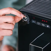 Machine a café broyeur a grain - Melitta - Solo - Noir(m-3)