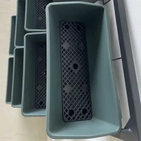 Outsunny Orto Verticale da Parete a 4 Livelli con 8 Vasi, in Acciaio e Plastica, 52x14x90 cm, Verde Scuro e Nero(m-8)