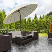 Outsunny Parasol droit parasol de jardin inclinable rond avec 18 baleines manivelle mât en métal fibre de verre Ø 2,5 m polyester haute densité beige(m-10)