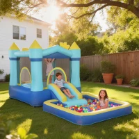 AIYAPLAY Springkasteel Opblaasbaar Speelcentrum met Luchtblazer Glijbaan Trampoline Zwembad/Ballenbak Waterpistool 364x173x182 cm Blauw(m-2)