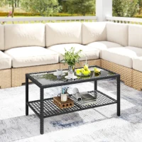 Outsunny Rattan-Couchtisch, zweistufiger Outdoor-Tisch mit Ablagefach, gehärteter Glasplatte und Stahlrahmen, Schwarz(m-2)