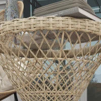 Outsunny Stolik kawowy Stolik boczny w stylu boho, blat ze szkła, polirotan, 45 cm x 45 cm x 52 cm, Naturalny(m-7)