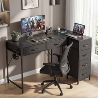 HOMCOM Escritorio Esquinero de 6 Cajones con Gancho Lateral y Tomas Integradas, en Madera y Acero, 126x48x80 cm, Negro(m-2)