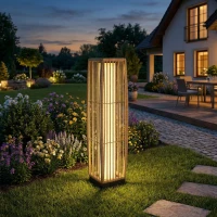 Outsunny Candeeiro Solar de Jardim em Vime com Luz LED Automática, Impermeável IP44, 19x19x68 cm, Cor Areia(m-9)