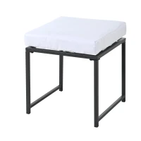 7-teiliges Garten-Essset für 6 Personen, Tisch aus gehärtetem Glas, 4 geflochtene Sessel und 2 Fußhocker, Schwarz+Weiß(m-9)