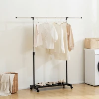 HOMCOM Tendedero Extensible con Ruedas con Barra de Acero Inoxidable y Estante para Zapatos 159x42x168 cm Negro y Plata(m-2)